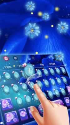 Play Blue neon flower keyboard 