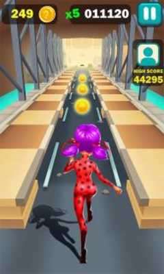 Play Ladybug Adventure Run 