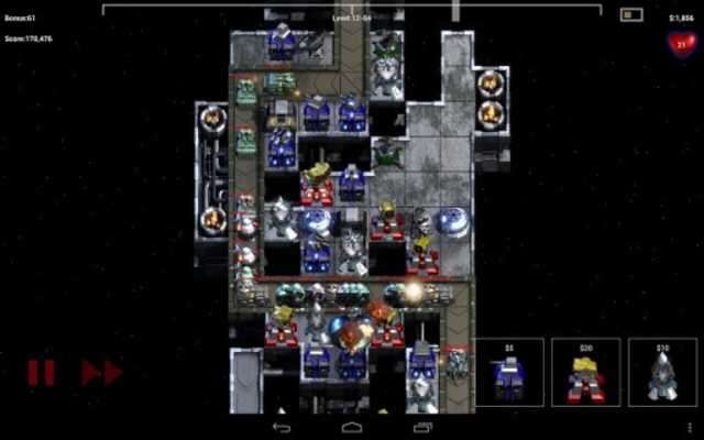 Play Robo Defense 