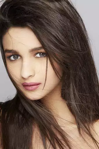 Play Alia Bhatt HD Wallpapers as an online game Alia Bhatt HD Wallpapers with UptoPlay