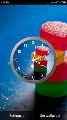 Play Candy Analog Clock Live Wallpaper