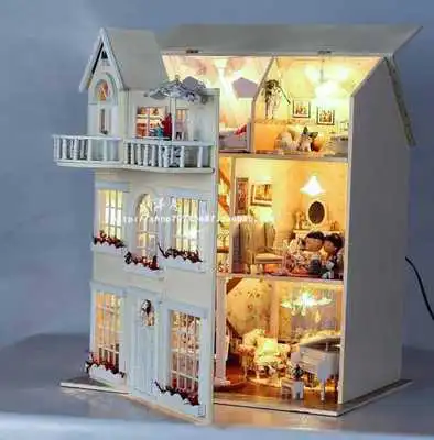 Play DIY Doll House Design