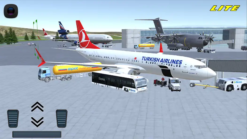 Play Flight 737 - MAXIMUM LITE  and enjoy Flight 737 - MAXIMUM LITE with UptoPlay