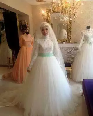 Play Hijab Wedding Dress