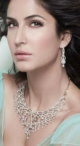 Play Katrina Kaif Latest Wallpapers  and enjoy Katrina Kaif Latest Wallpapers with UptoPlay