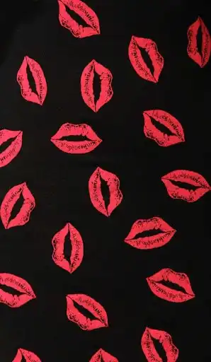 Play Lips Wallpapers as an online game Lips Wallpapers with UptoPlay