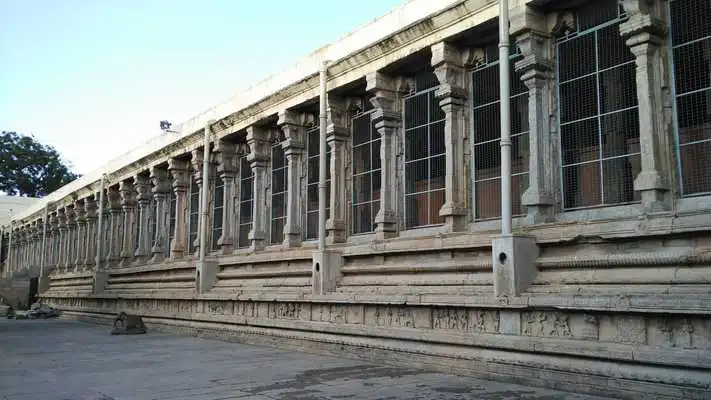 Play Madurai Meenakshi Temple