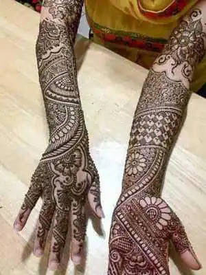 Play Mehndi Design Idea