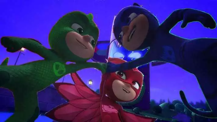 Play Pj Masks Running For City