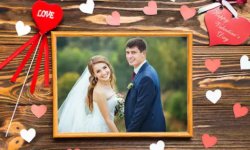 Play Romantic Photo Frames as an online game Romantic Photo Frames with UptoPlay