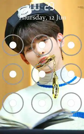 Play Seonghwa Ateez Pattern Lock Screen as an online game Seonghwa Ateez Pattern Lock Screen with UptoPlay