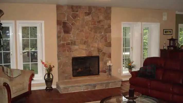 Play Stone fireplace. LiveWallpaper