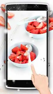 Play Tasty strawberry Wallpaper