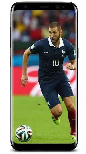 Play Wallpapers For Karim Benzema Fans as an online game Wallpapers For Karim Benzema Fans with UptoPlay